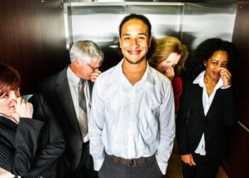 7 Amazing Health Benefits of Farting